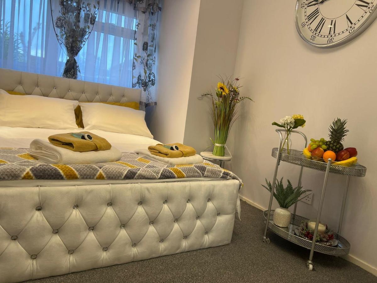 Apartment Luxe Free Wifi, Free Parking, Free Netflix Friern Barnet Zewnętrze zdjęcie