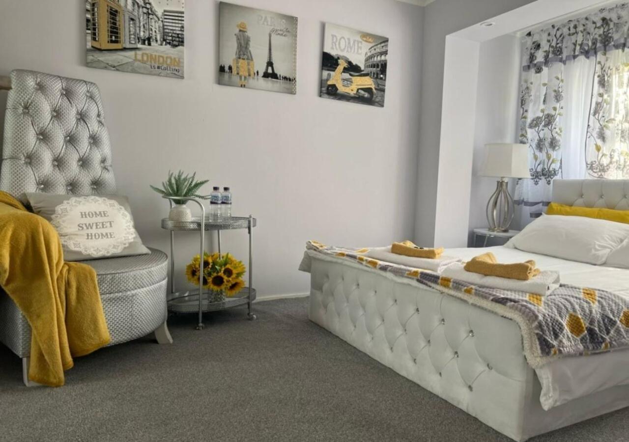 Apartment Luxe Free Wifi, Free Parking, Free Netflix Friern Barnet Zewnętrze zdjęcie